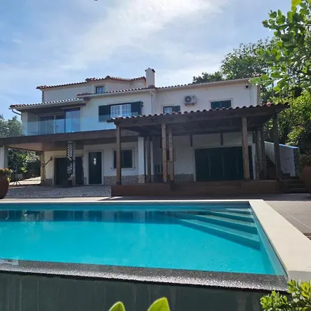 Feriehus Vale De Abrantes *